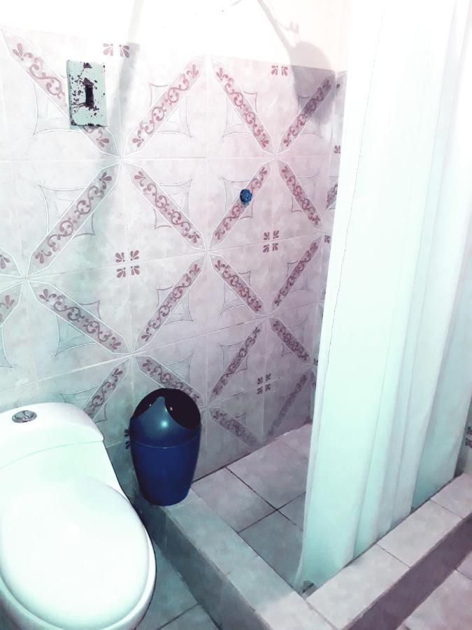 Hotel Ideal, Your House In ケツァルテナンゴ エクステリア 写真