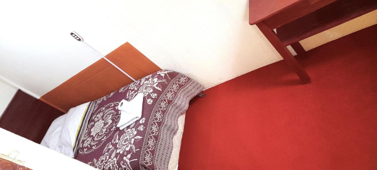 Hotel Ideal, Your House In ケツァルテナンゴ エクステリア 写真