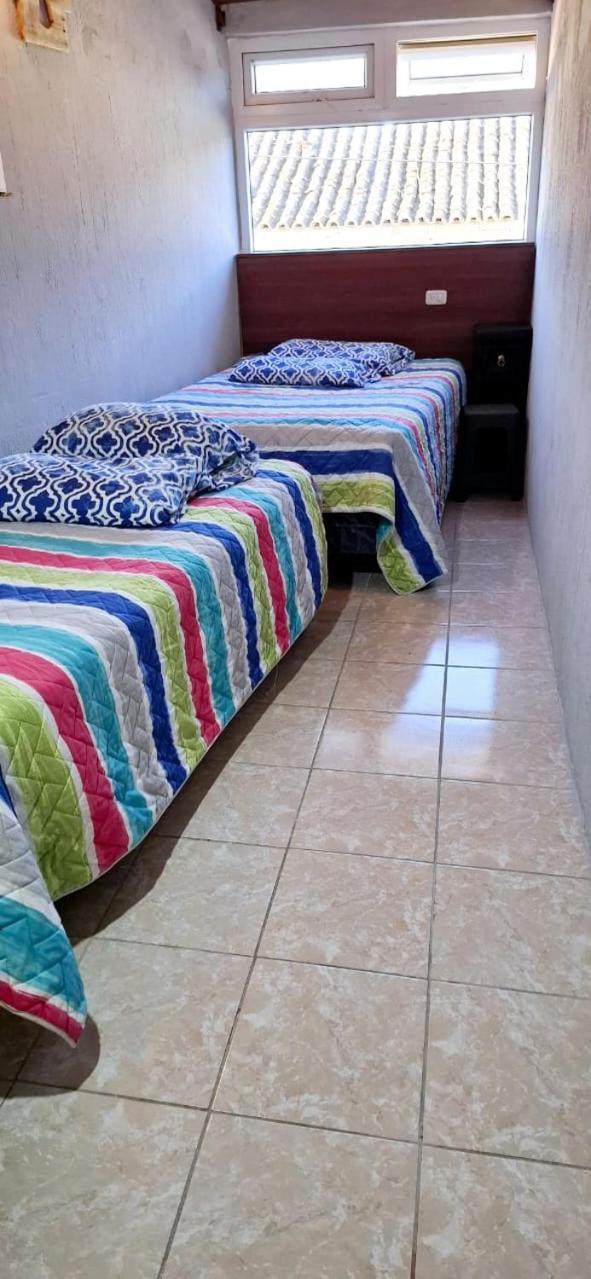 Hotel Ideal, Your House In ケツァルテナンゴ エクステリア 写真