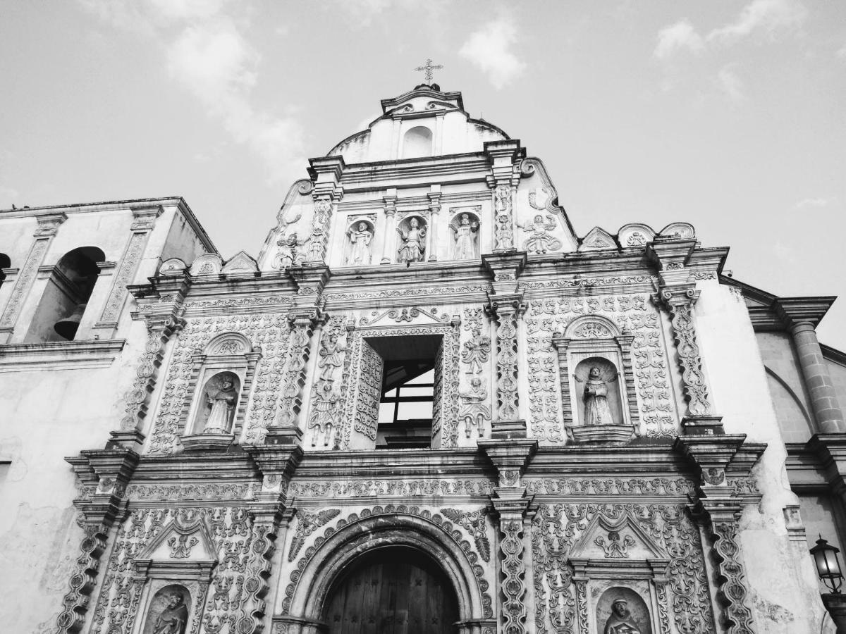 Hotel Ideal, Your House In ケツァルテナンゴ エクステリア 写真